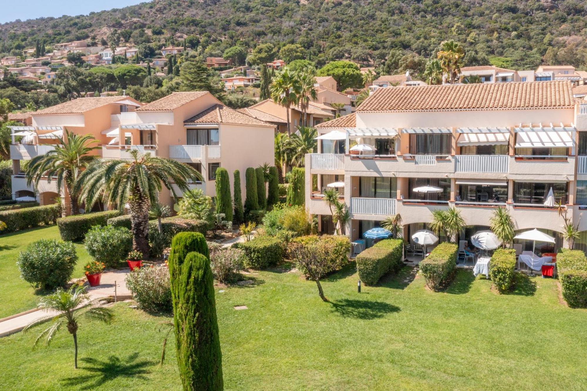 Residence Pierre & Vacances L'Anse De Pramousquier 르 라방두 외부 사진