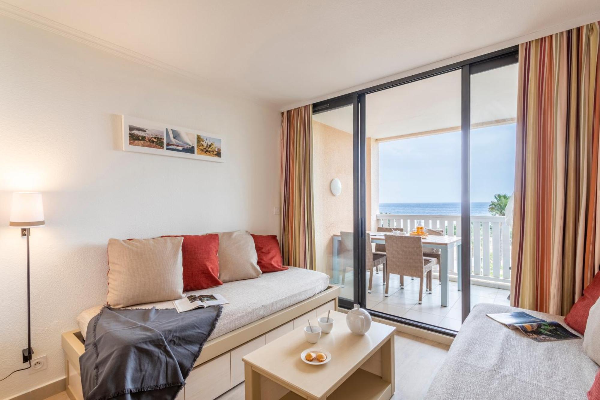 Residence Pierre & Vacances L'Anse De Pramousquier 르 라방두 외부 사진