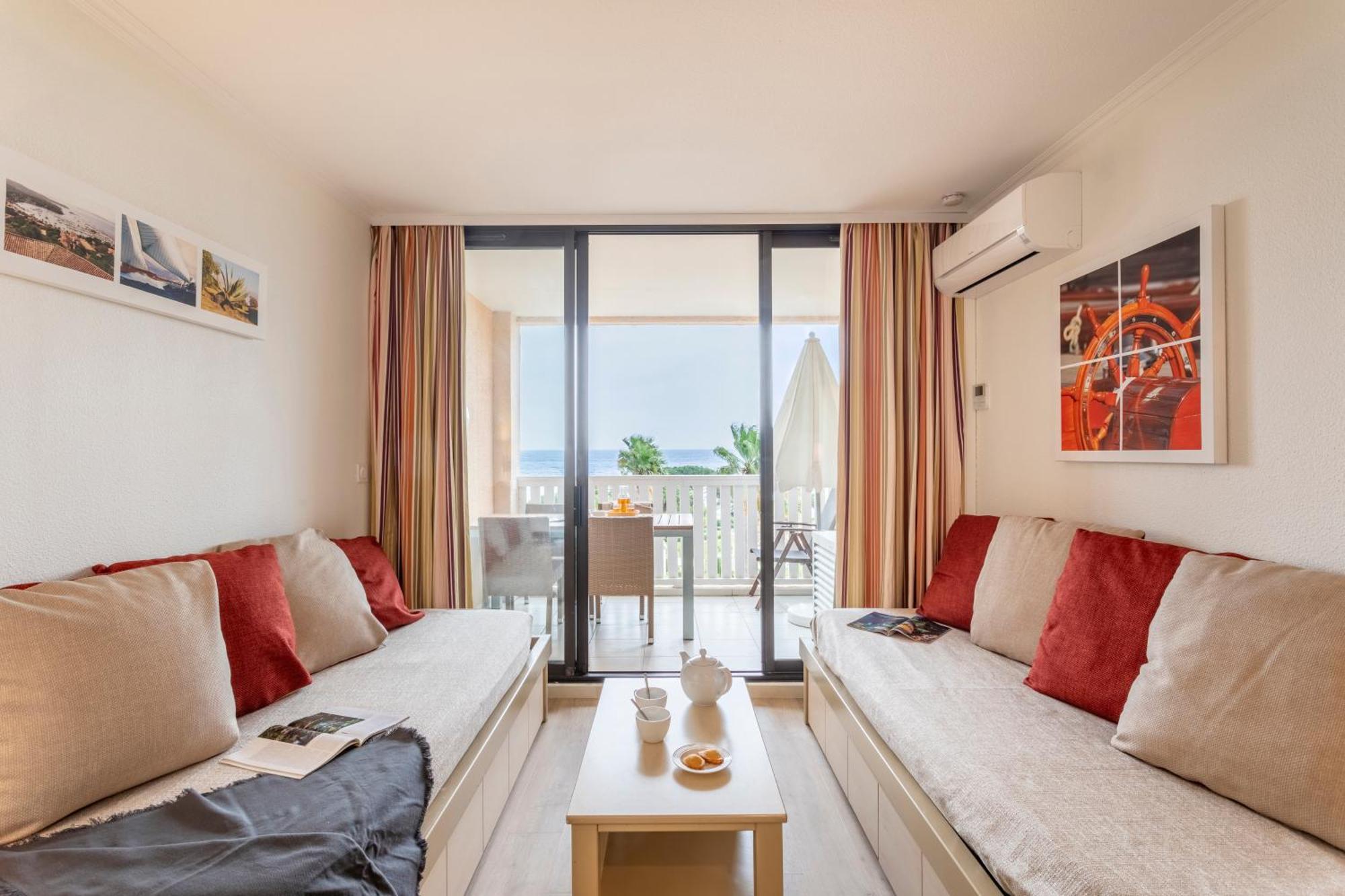 Residence Pierre & Vacances L'Anse De Pramousquier 르 라방두 외부 사진
