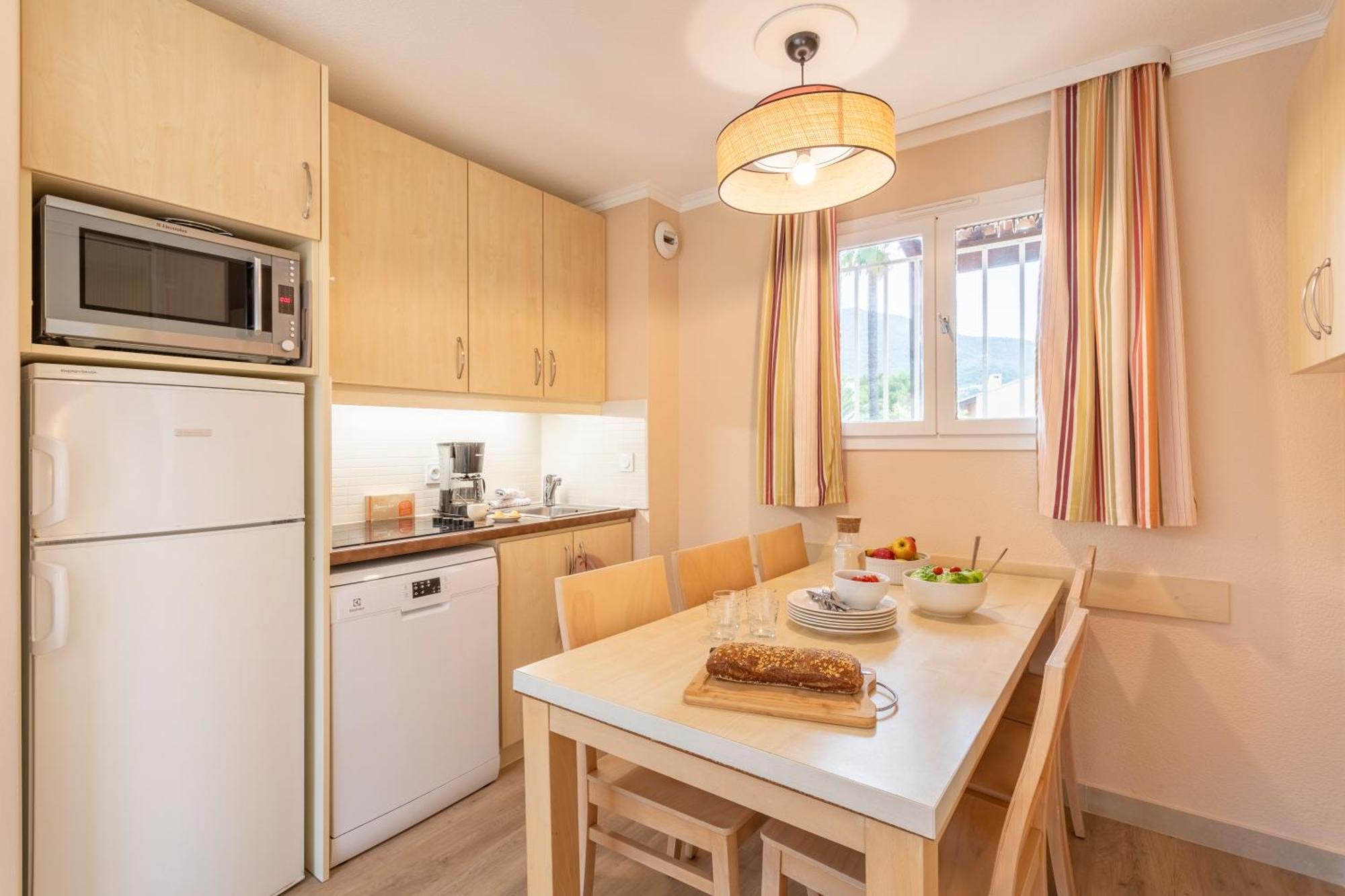 Residence Pierre & Vacances L'Anse De Pramousquier 르 라방두 외부 사진