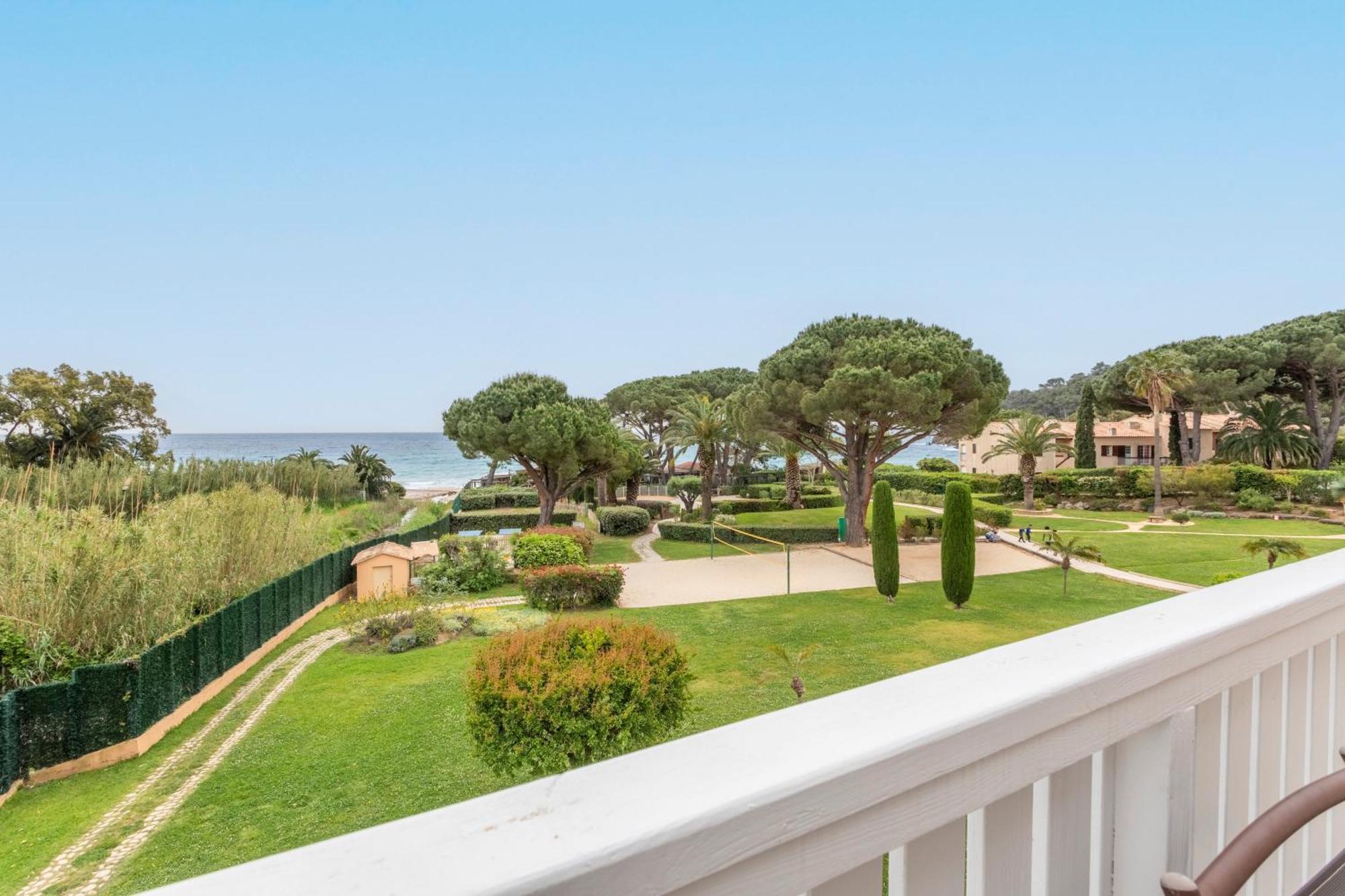 Residence Pierre & Vacances L'Anse De Pramousquier 르 라방두 외부 사진